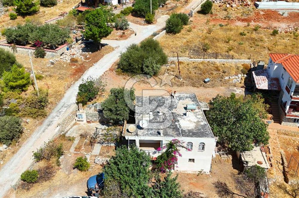 DATÇA YAKADA DENİZ GÖREN, 895 M² PARSELDE 1/3 HİSSE FIRSATI