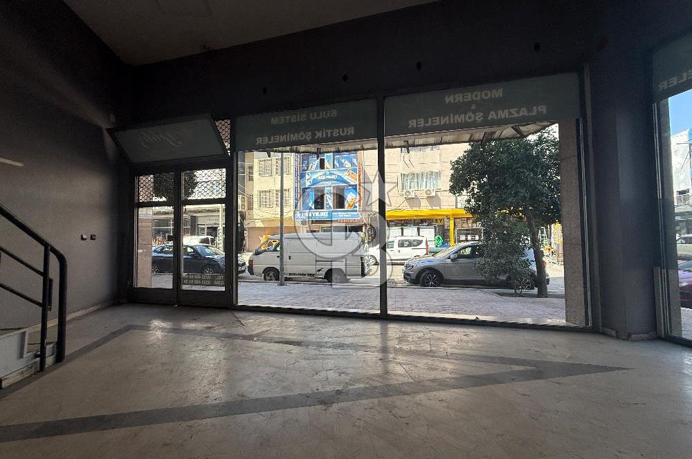 Gıda çarşısı köşe konum 4katlı dükkan