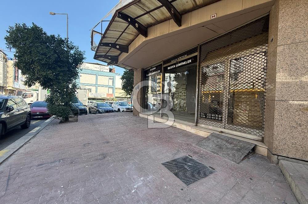 Gıda çarşısı köşe konum 4katlı dükkan
