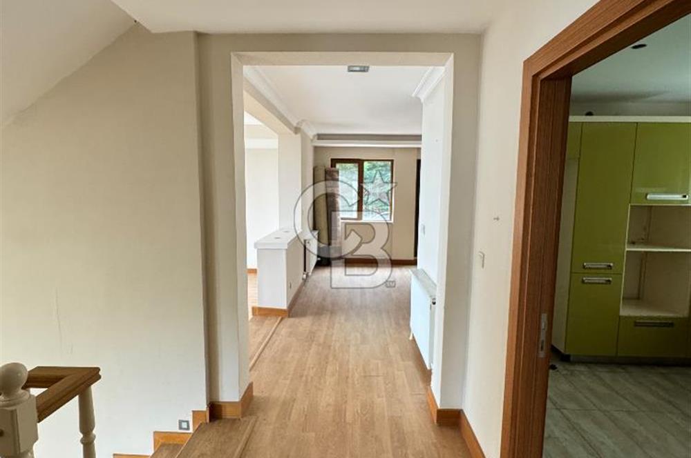 Gölbaşı Kızılcaşar'da Satılık 8+2 Lüks Tripleks Villa