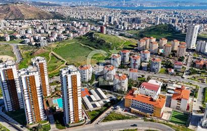 Karşıyaka 360 Sitesi nde 1+1 Eşyalı Kiralık Daire