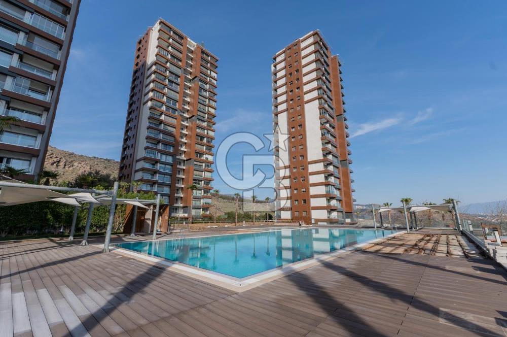 Karşıyaka 360 Sitesi nde 1+1 Eşyalı Kiralık Daire