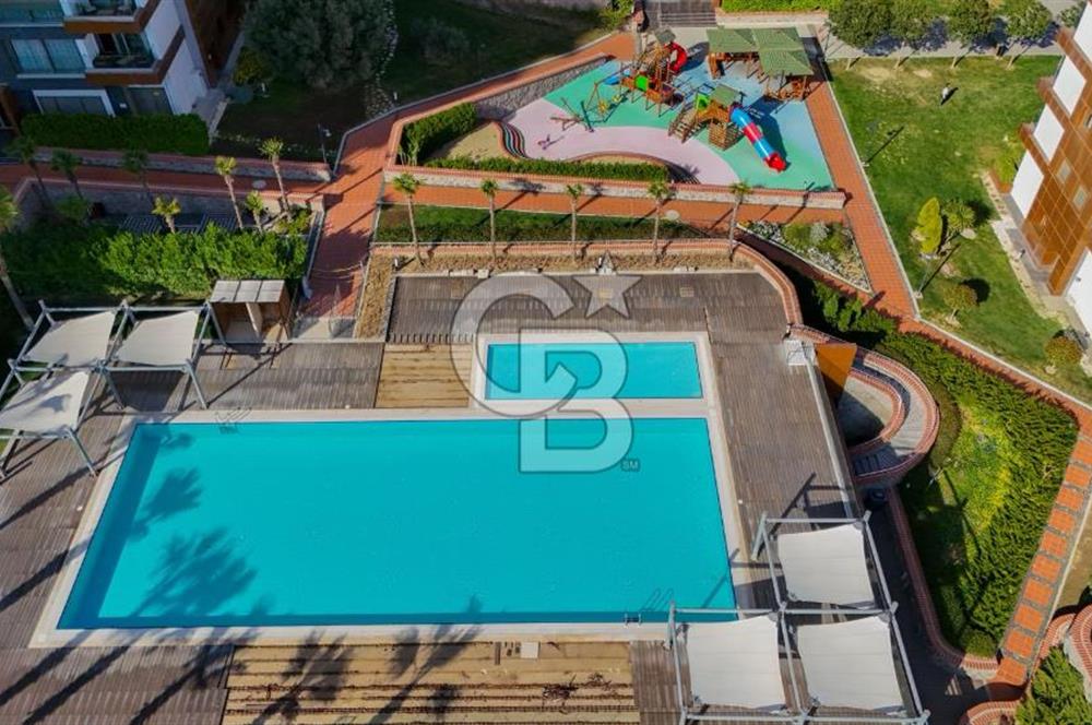 Karşıyaka 360 Sitesi nde 1+1 Eşyalı Kiralık Daire