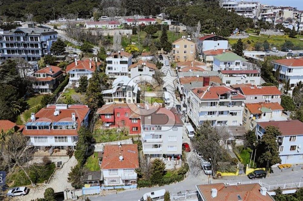 CB REAL ile Çamlıca'da 630 m2 Arsa İçinde Satılık MÜSTAKİL EV