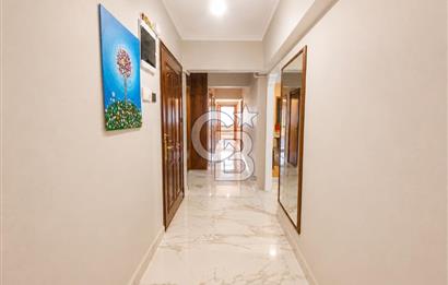 Konak Karataş Gama Sitesi İçerisinde Geniş3+1 Otoparklı Daire