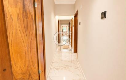Konak Karataş Gama Sitesi İçerisinde Geniş3+1 Otoparklı Daire
