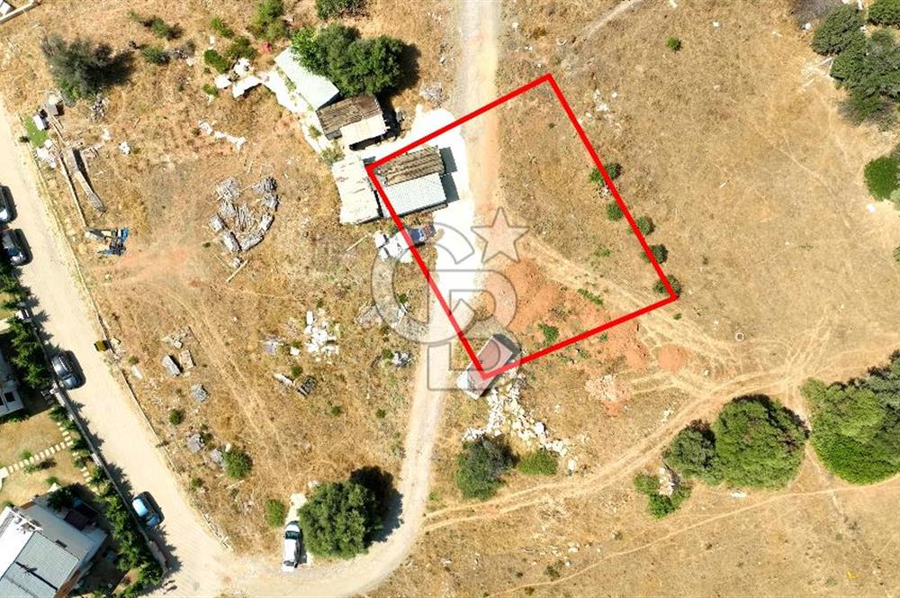 İzmir Güzelbahçe Mustafa Kemal Paşa Mahallesi 561m² Arsa Satılık