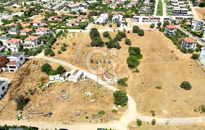 İzmir Güzelbahçe Mustafa Kemal Paşa Mahallesi 561m² Arsa Satılık