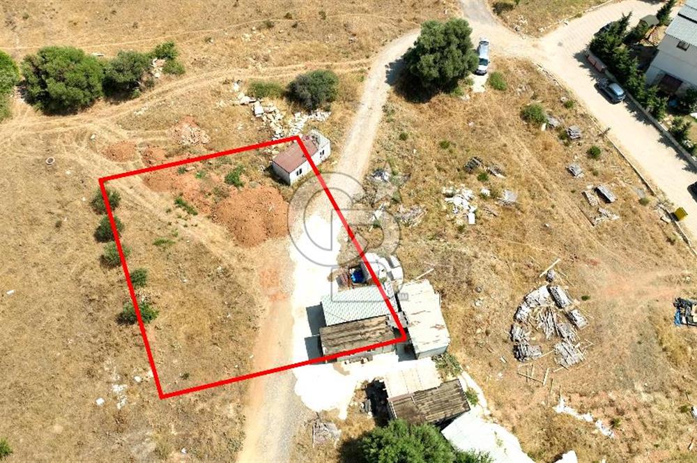 İzmir Güzelbahçe Mustafa Kemal Paşa Mahallesi 561m² Arsa Satılık