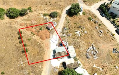 İzmir Güzelbahçe Mustafa Kemal Paşa Mahallesi 561m² Arsa Satılık