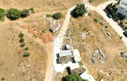 İzmir Güzelbahçe Mustafa Kemal Paşa Mahallesi 561m² Arsa Satılık