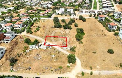 İzmir Güzelbahçe Mustafa Kemal Paşa Mahallesi 561m² Arsa Satılık