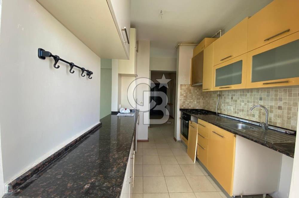  izmir Çiğli balatcık'da Deniz manzaralı güvenlikli sitede kiracısız satılık 2+1 daire