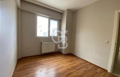  izmir Çiğli balatcık'da Deniz manzaralı güvenlikli sitede kiracısız satılık 2+1 daire