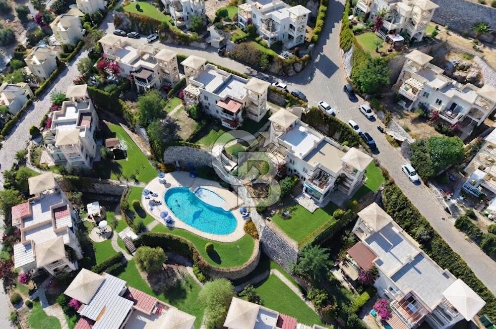 Bodrum Boğaziçi, Satılık, Eşyalı, 2+1 Geniş Bahçe Katı daire