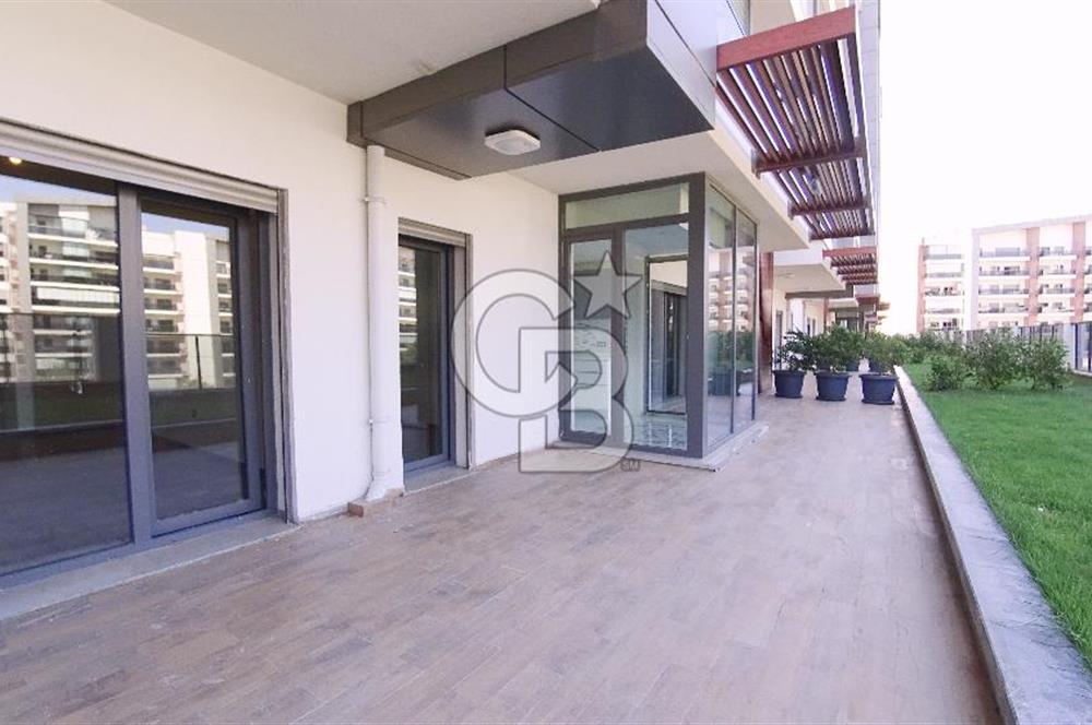 İzmir Park Yaşam Ataşehir Bahçe Teraslı Kiralık 2+1 160 M² Daire