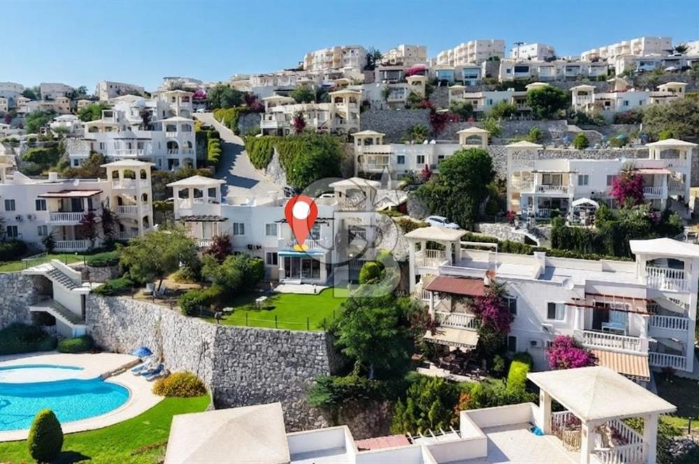 Bodrum Boğaziçi, Satılık, Eşyalı, 2+1 Geniş Bahçe Katı daire