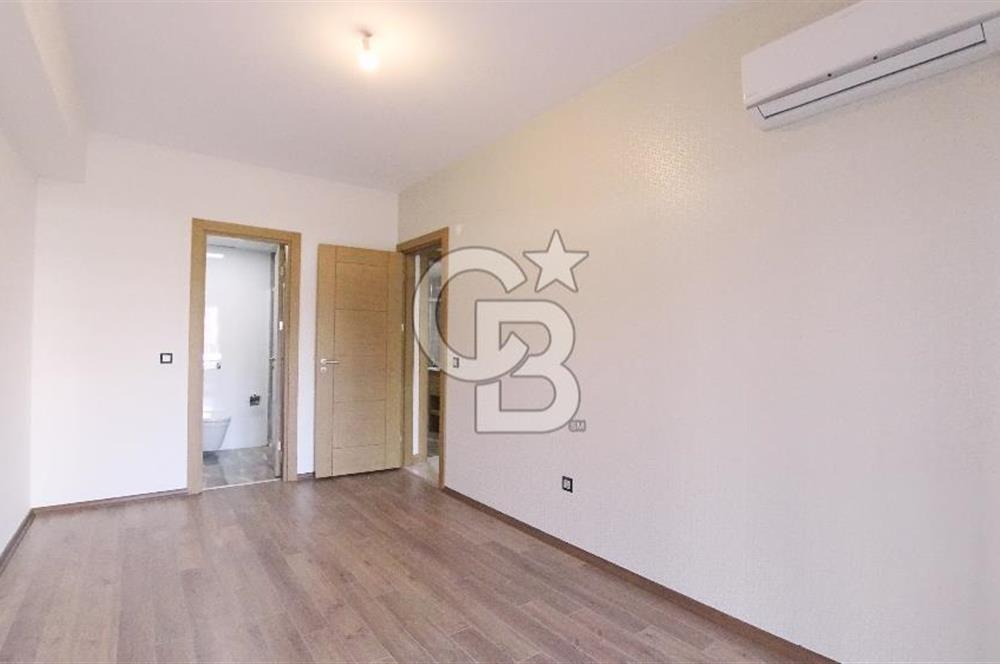 İzmir Park Yaşam Ataşehir Bahçe Teraslı Kiralık 2+1 160 M² Daire
