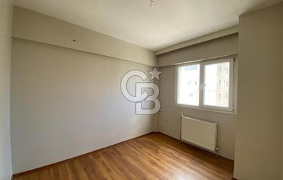  izmir Çiğli balatcık'da Deniz manzaralı güvenlikli sitede kiracısız satılık 2+1 daire