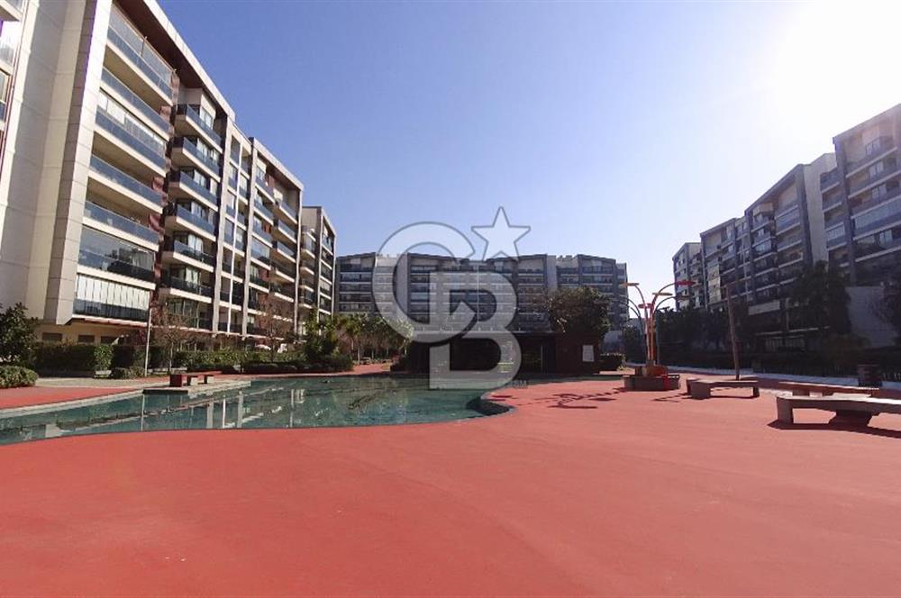 İzmir Park Yaşam Ataşehir Bahçe Teraslı Kiralık 2+1 160 M² Daire