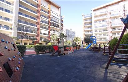 İzmir Park Yaşam Ataşehir Bahçe Teraslı Kiralık 2+1 160 M² Daire