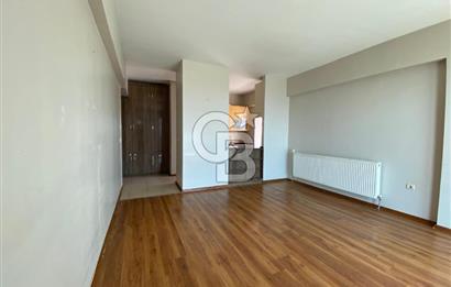  izmir Çiğli balatcık'da Deniz manzaralı güvenlikli sitede kiracısız satılık 2+1 daire