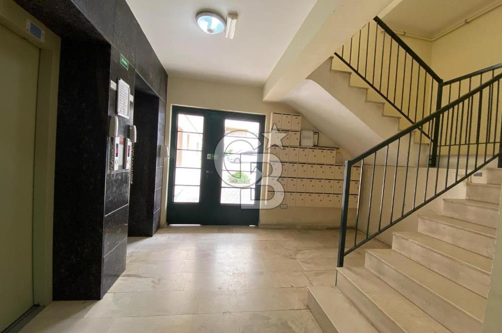  izmir Çiğli balatcık'da Deniz manzaralı güvenlikli sitede kiracısız satılık 2+1 daire