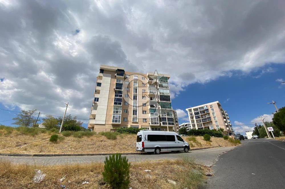 izmir Çiğli balatcık'da Deniz manzaralı güvenlikli sitede kiracısız satılık 2+1 daire