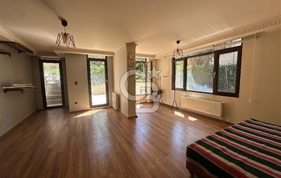 Acıbadem Yaprak sokak Satılık 2+1 Satılık Bahçekatı Daire