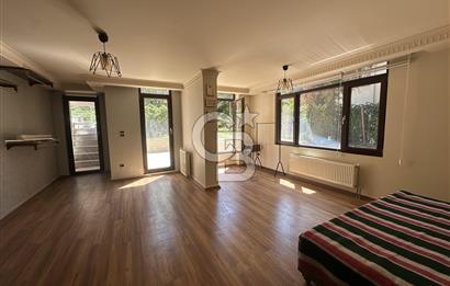 Acıbadem Yaprak sokak Satılık 2+1 Satılık Bahçekatı Daire