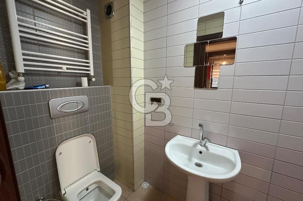 Acıbadem Yaprak sokak Satılık 2+1 Satılık Bahçekatı Daire