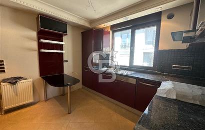 Acıbadem Yaprak Sokak’ta Hiç Kullanılmamış, Sıfır Ayarında 225 m² Satılık Lüks Dubleks!