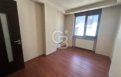 Acıbadem Yaprak Sokak’ta Hiç Kullanılmamış, Sıfır Ayarında 225 m² Satılık Lüks Dubleks!