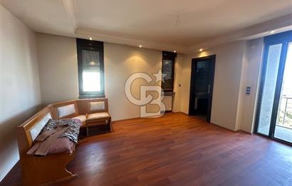 Acıbadem Yaprak Sokak’ta Hiç Kullanılmamış, Sıfır Ayarında 225 m² Satılık Lüks Dubleks!