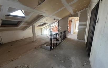 Acıbadem Yaprak Sokak’ta Hiç Kullanılmamış, Sıfır Ayarında 225 m² Satılık Lüks Dubleks!