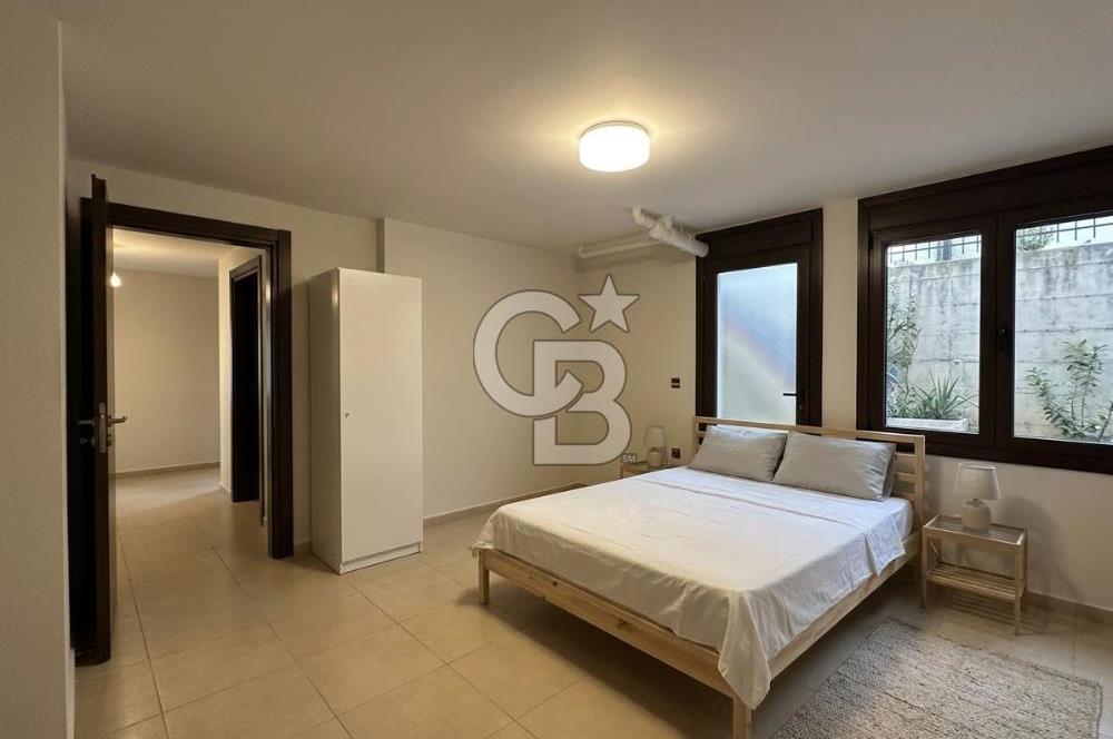 Acıbadem Yaprak sokak Satılık 2+1 Satılık Bahçekatı Daire