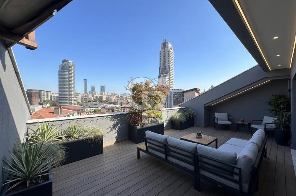 Acıbadem Yaprak Sokak’ta Hiç Kullanılmamış, Sıfır Ayarında 225 m² Satılık Lüks Dubleks!