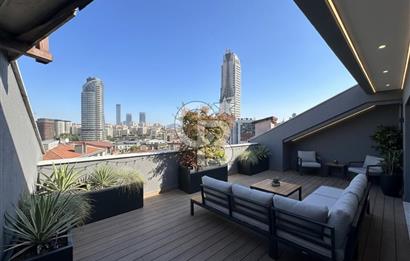 Acıbadem Yaprak Sokak’ta Hiç Kullanılmamış, Sıfır Ayarında 225 m² Satılık Lüks Dubleks!