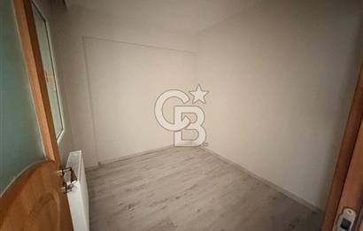 KARŞIYAKA RÜŞTÜ ŞARDAĞ CADDESİNDE 3+1 KİRALIK DAİRE