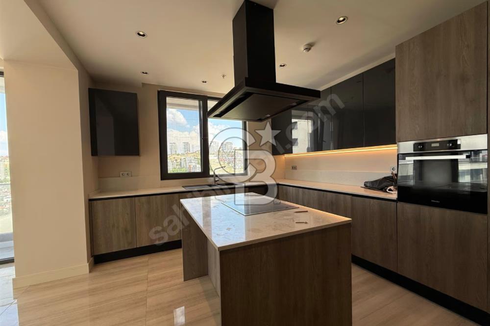 ÇAYYOLU SANTRA'DA 3 CEPHELİ 4+1 SATILIK DAİRE