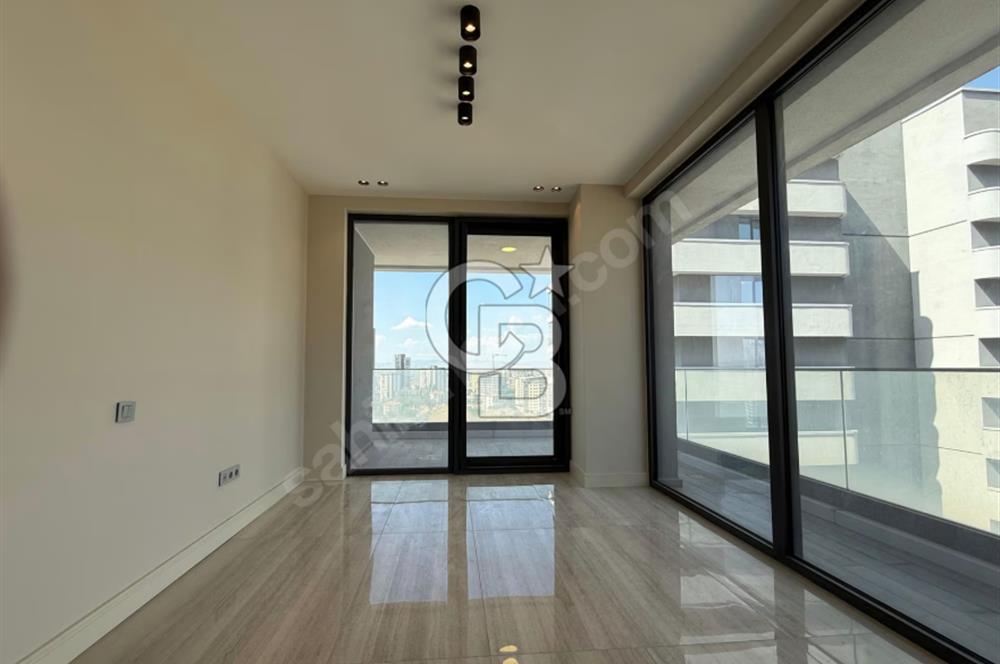 ÇAYYOLU SANTRA'DA 3 CEPHELİ 4+1 SATILIK DAİRE