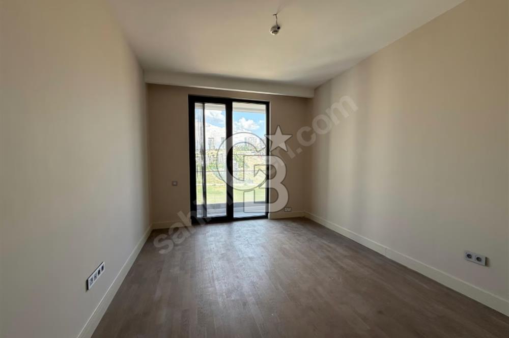 ÇAYYOLU SANTRA'DA 3 CEPHELİ 4+1 SATILIK DAİRE