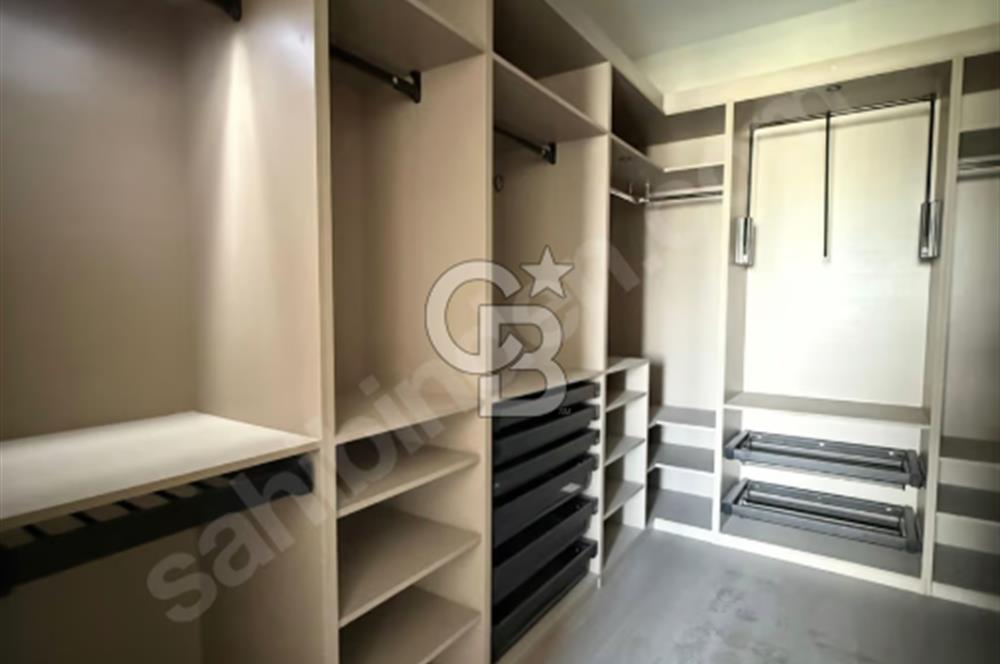 ÇAYYOLU SANTRA'DA 3 CEPHELİ 4+1 SATILIK DAİRE