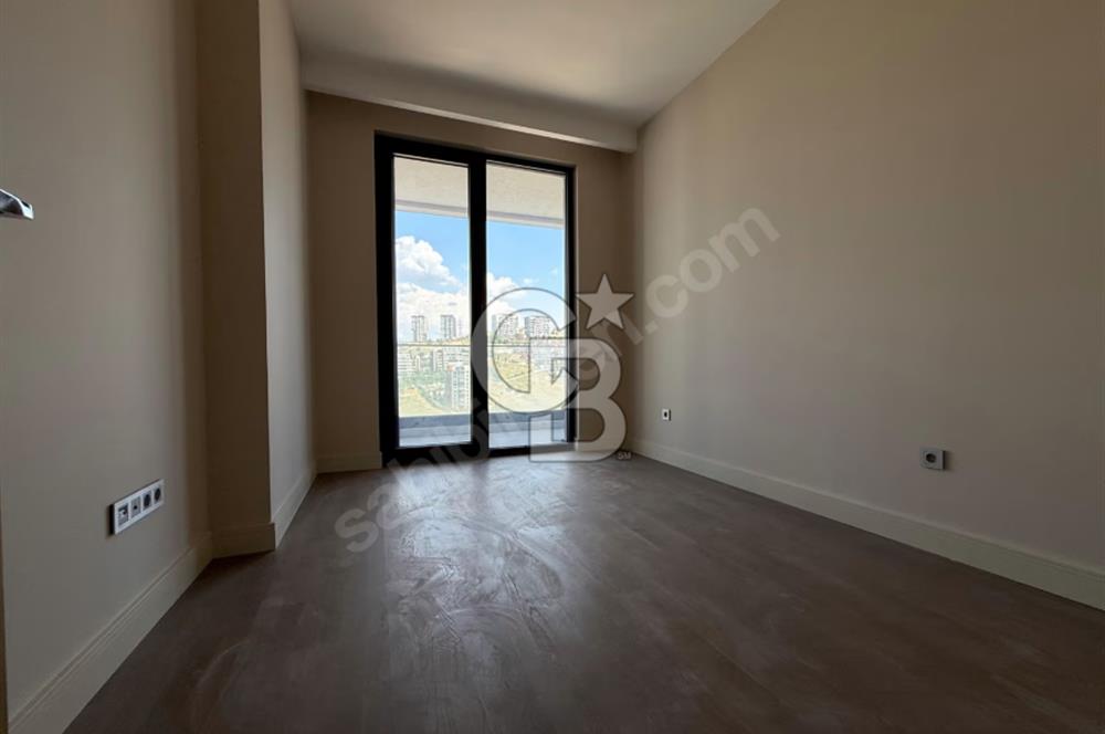 ÇAYYOLU SANTRA'DA 3 CEPHELİ 4+1 SATILIK DAİRE