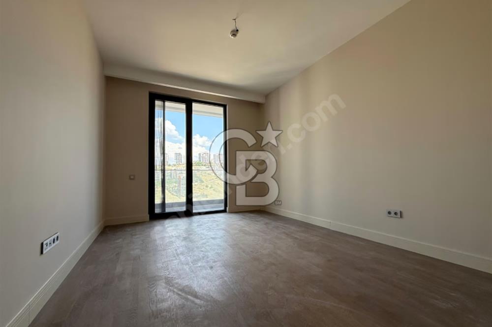 ÇAYYOLU SANTRA'DA 3 CEPHELİ 4+1 SATILIK DAİRE