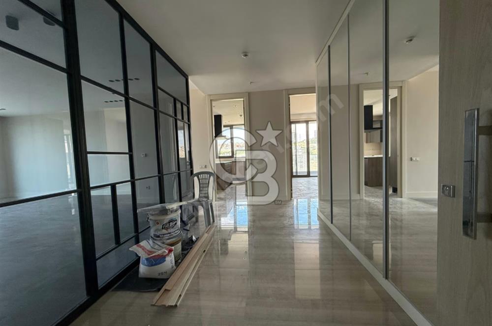 ÇAYYOLU SANTRA'DA 3 CEPHELİ 4+1 SATILIK DAİRE