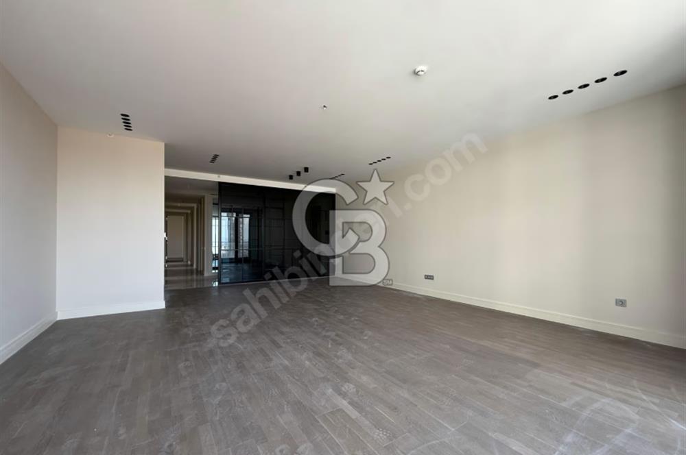ÇAYYOLU SANTRA'DA 3 CEPHELİ 4+1 SATILIK DAİRE