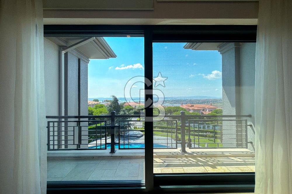 Pelican Hill' de Köşe Konumda Toscana Model Satılık Malikane