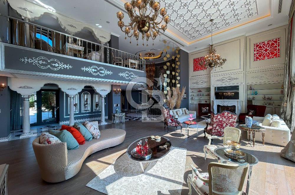 Pelican Hill' de Köşe Konumda Toscana Model Satılık Malikane