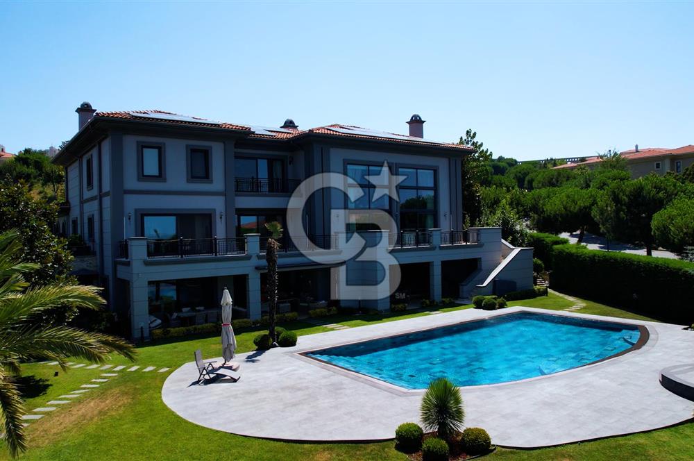 Pelican Hill' de Köşe Konumda Toscana Model Satılık Malikane